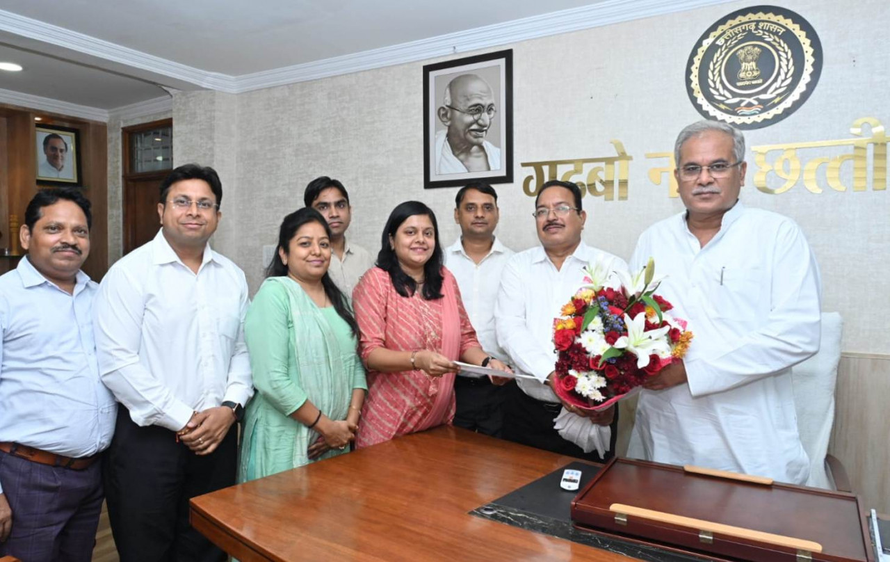 रायपुर : मुख्यमंत्री श्री बघेल से बस्तर जिला पत्रकार संघ के प्रतिनिधिमंडल ने की सौजन्य मुलाकात